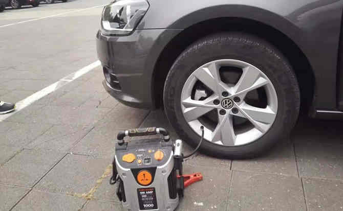西和汽车搭电案例